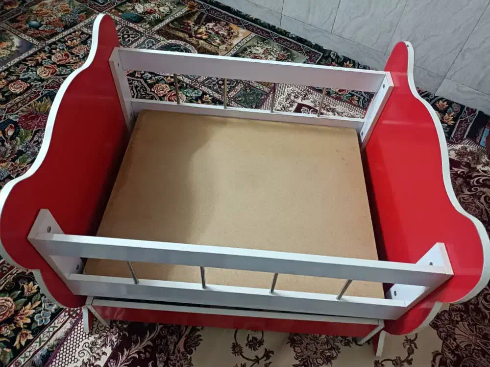 گهواره بچه|تخت و سرویس خواب|اردکان, |دیوار