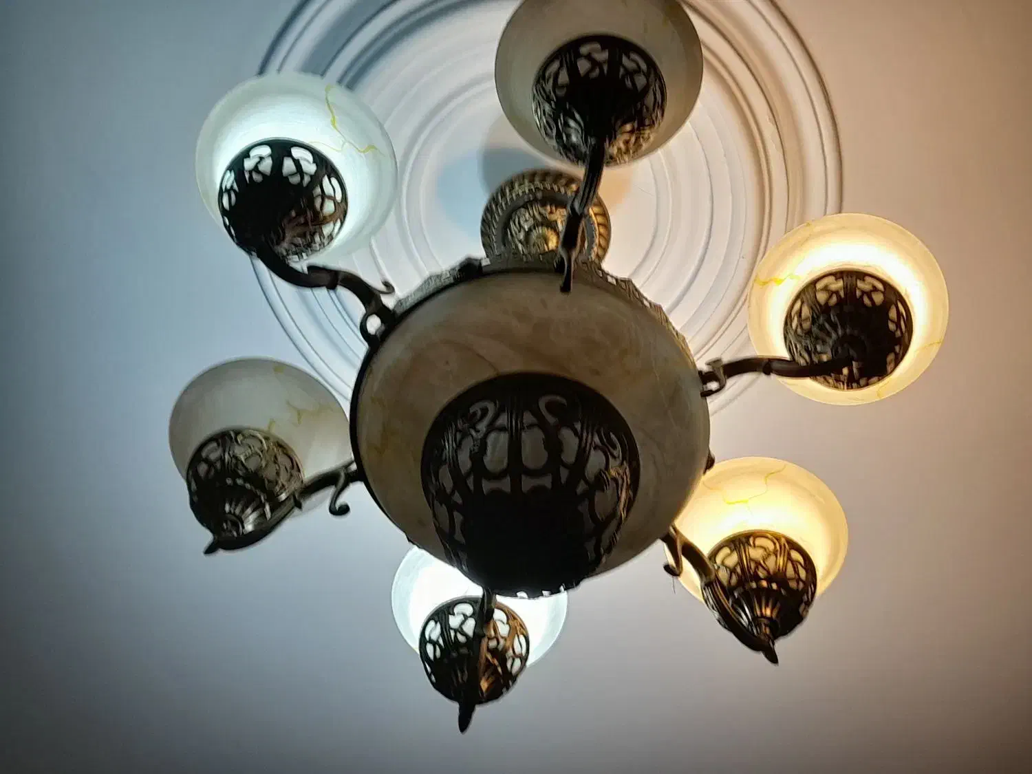 لوستر ۶شاخه بسیارشیک ومجلسی ونوردهی عالی|لوستر و چراغ آویز|کرج, مصباح|دیوار