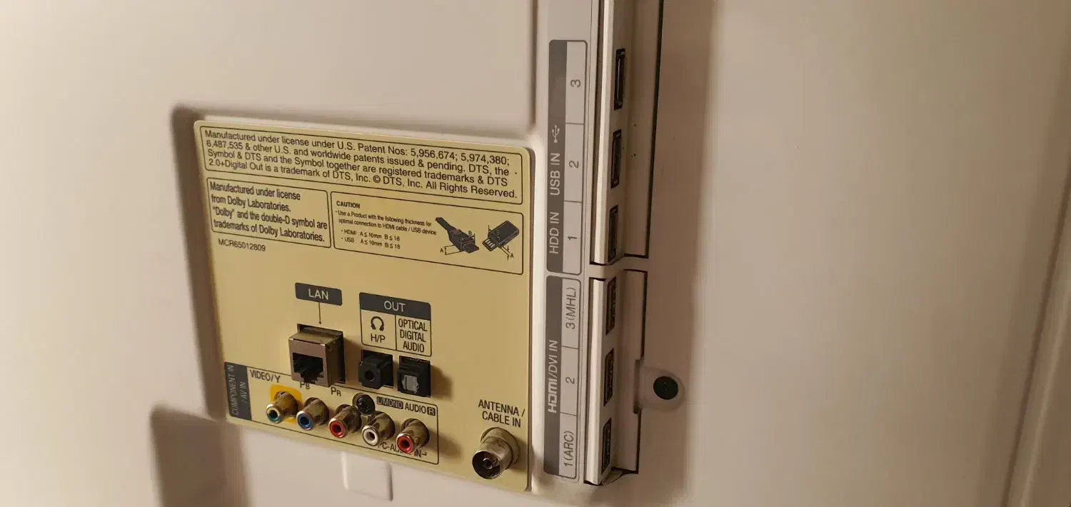 الجی ۴۷ اینچ کره ای اصل|تلویزیون و پروژکتور|اصفهان, گلزار|دیوار