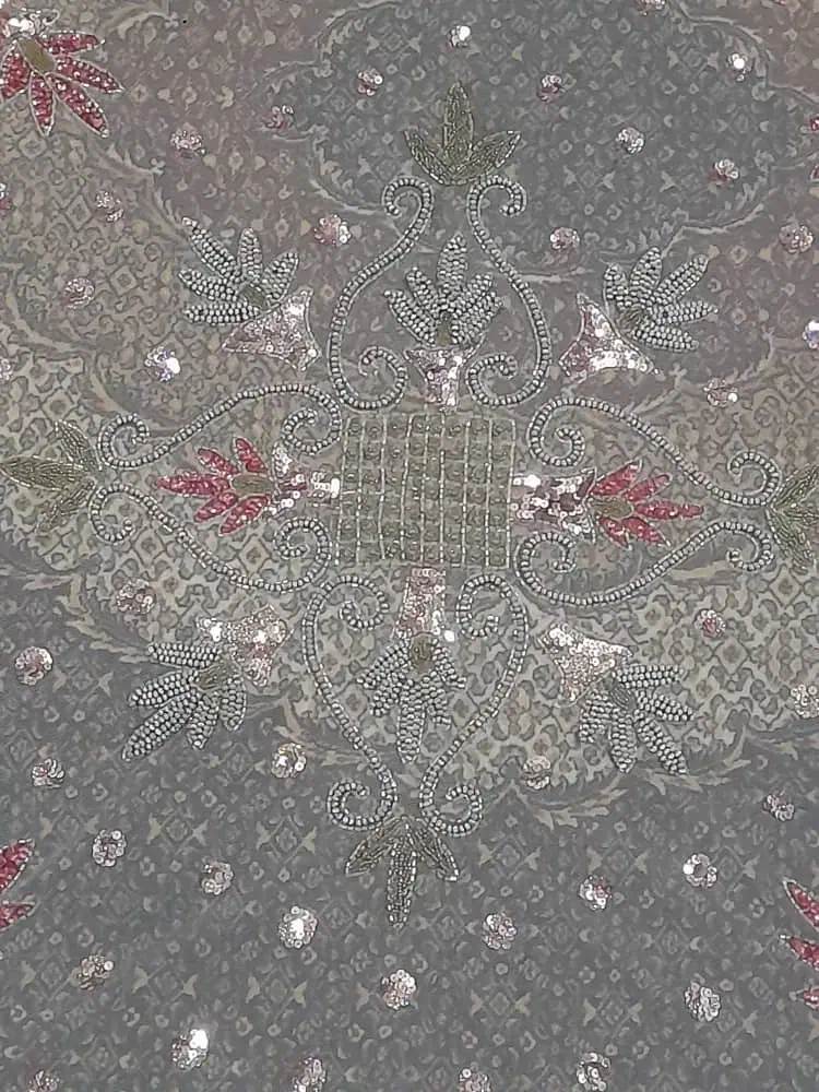 رومیزی منجوق دوزی|پرده، رانر، رومیزی|بندر انزلی, معلم|دیوار