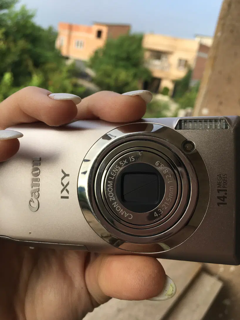 Canon IXY 31S / IXUS 220 HS / PowerShot ELPH 300 H|دوربین عکاسی و فیلم‌برداری|قائم‌شهر, |دیوار