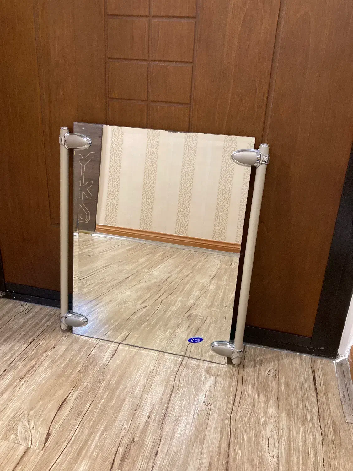 ست روشویی و شیر و اینه و متعلقات|لوازم سرویس بهداشتی|شهرکرد, |دیوار