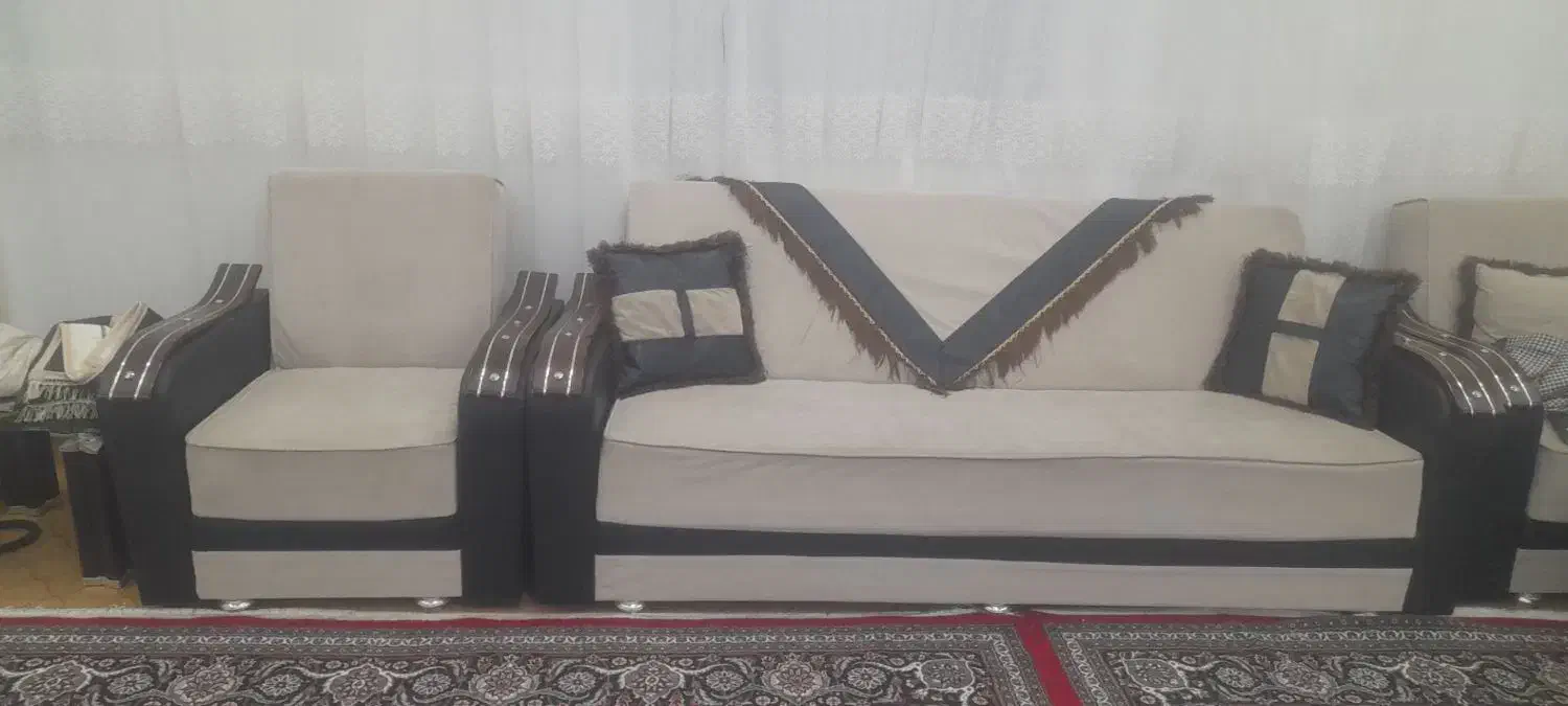 مبل ۸ نفره|مبلمان خانگی و میز عسلی|سلماس, |دیوار