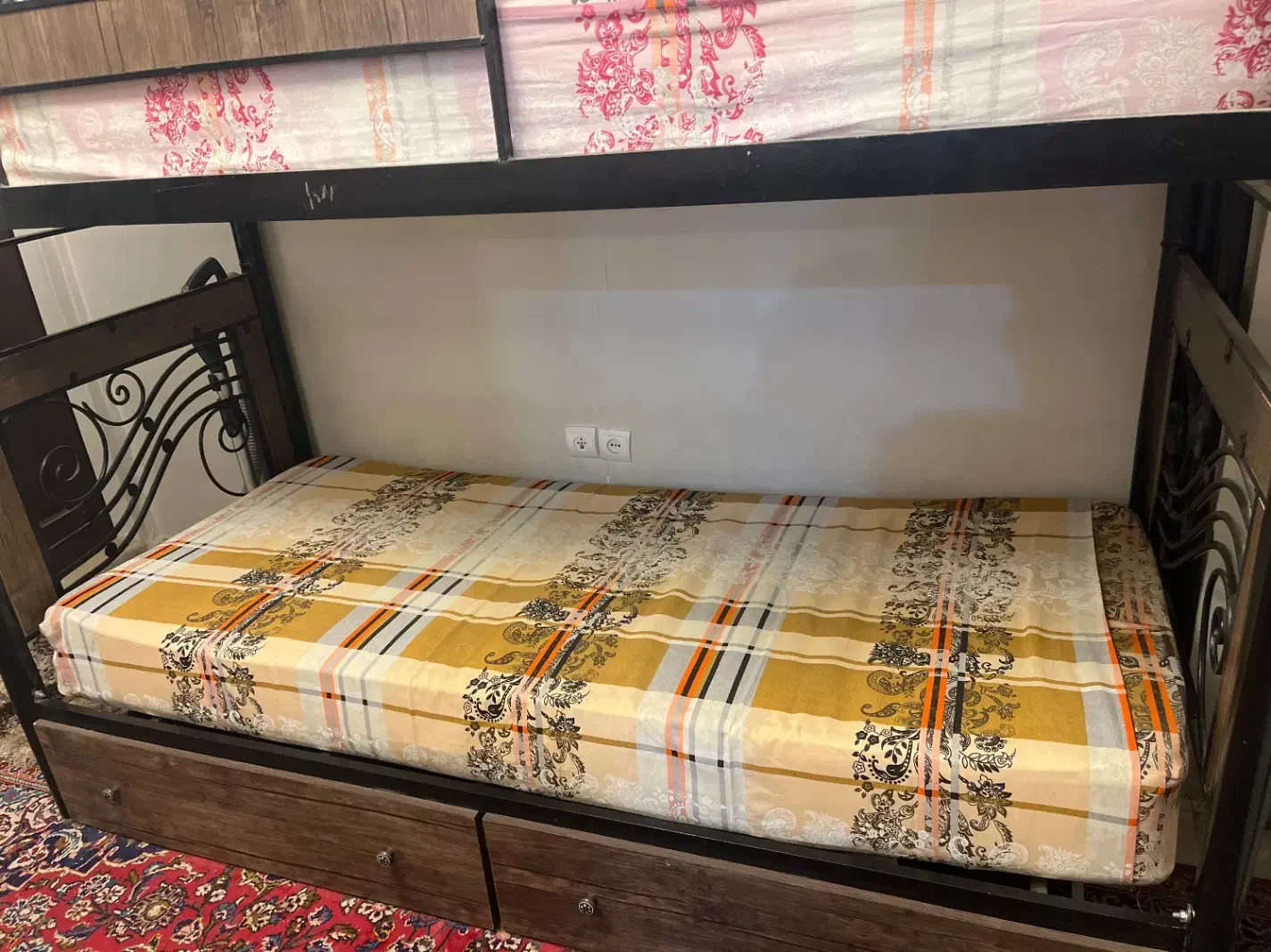 تخت دونفر با تشک طبی وکشو زیر|تخت و سرویس خواب|تهران, امیریه|دیوار