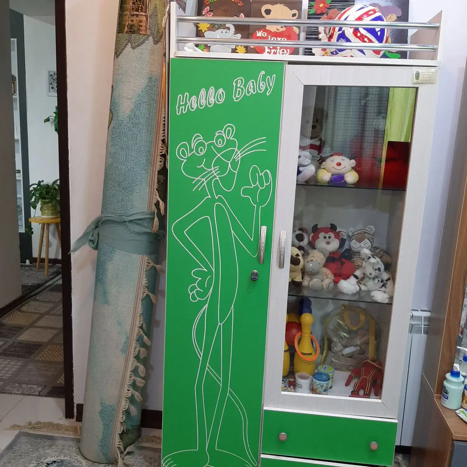 کمد  و فرش اتاق کودک|اسباب و اثاث بچه|کرمان, |دیوار