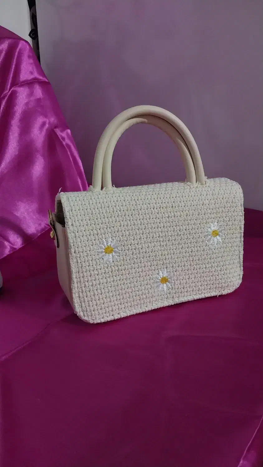 دوتاکیف شیک ونو مختص خانمای خوش سلیقه هردو۷۰۰|کیف، کفش، کمربند|اراک, |دیوار