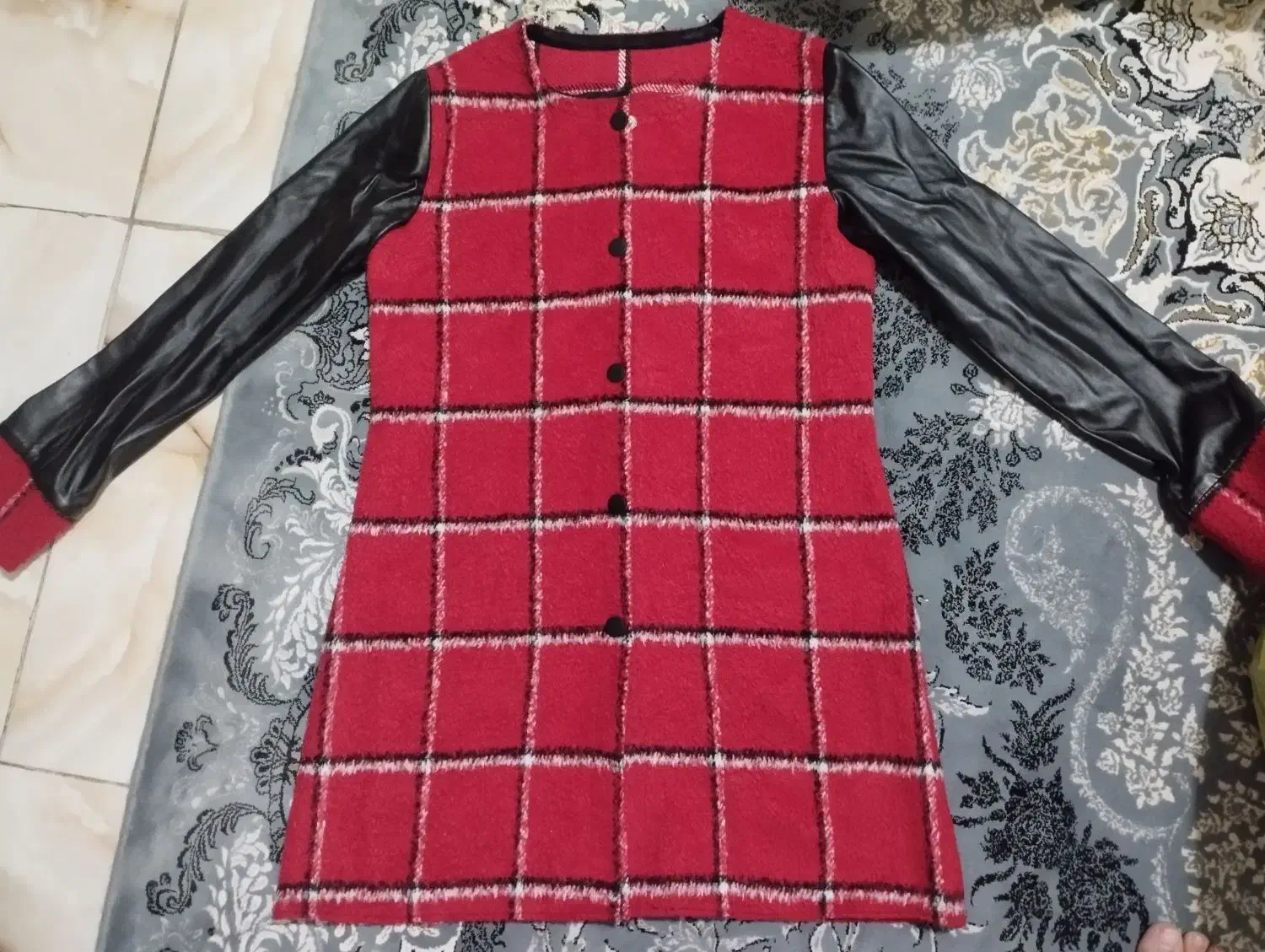 لباس|لباس|بومهن, |دیوار