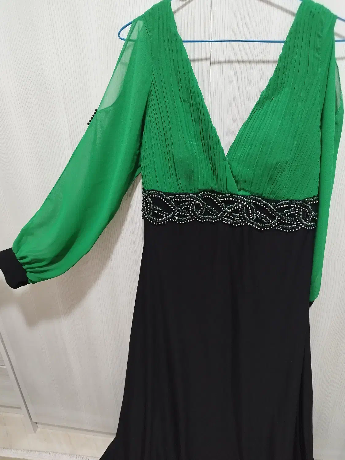 پیرهن ماکسی|لباس|نیشابور, هفده شهریور|دیوار