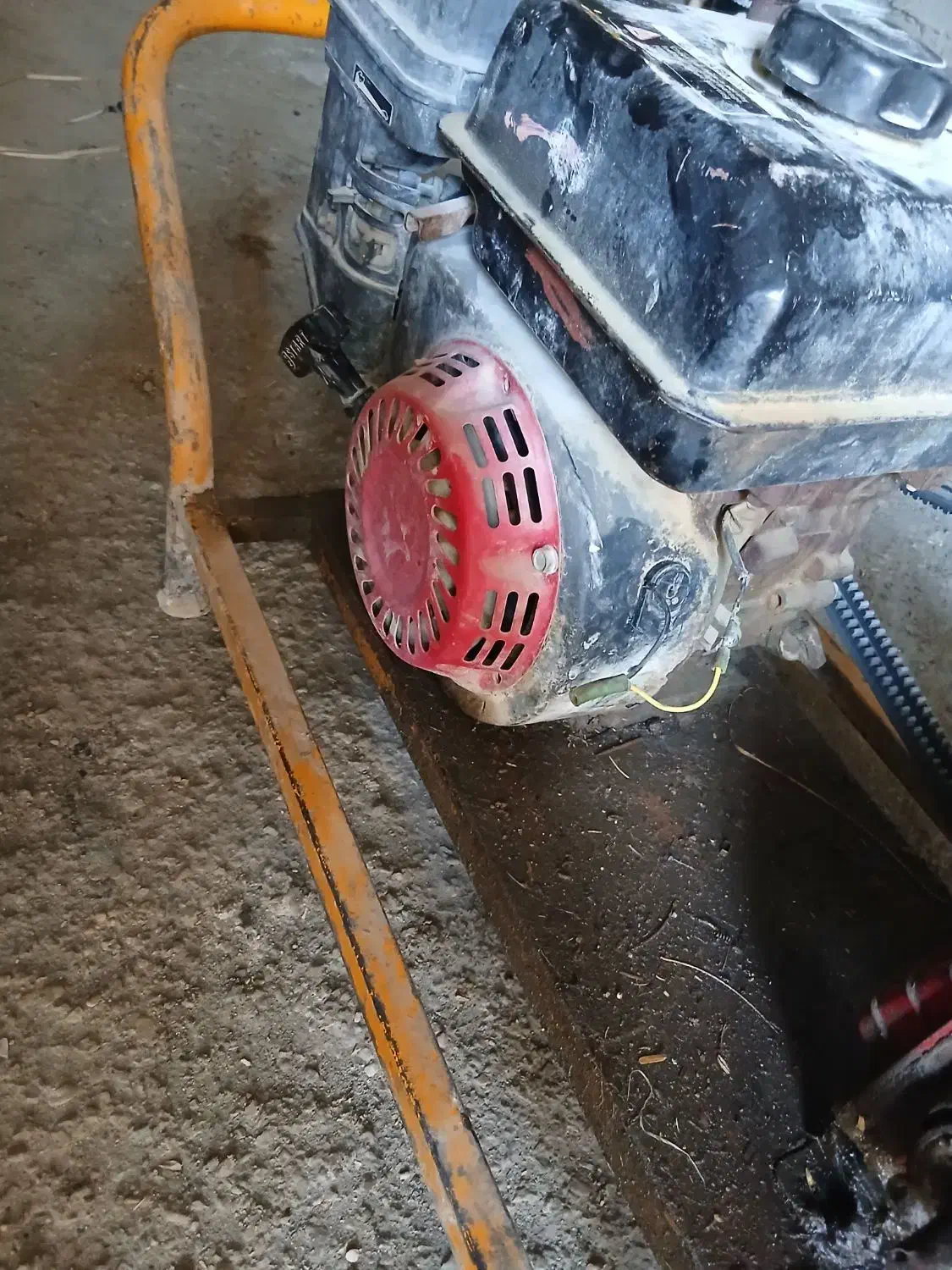 پمپ سمپاش بنزینی همراه صد متر شلنگ|ابزارآلات|برازجان, |دیوار