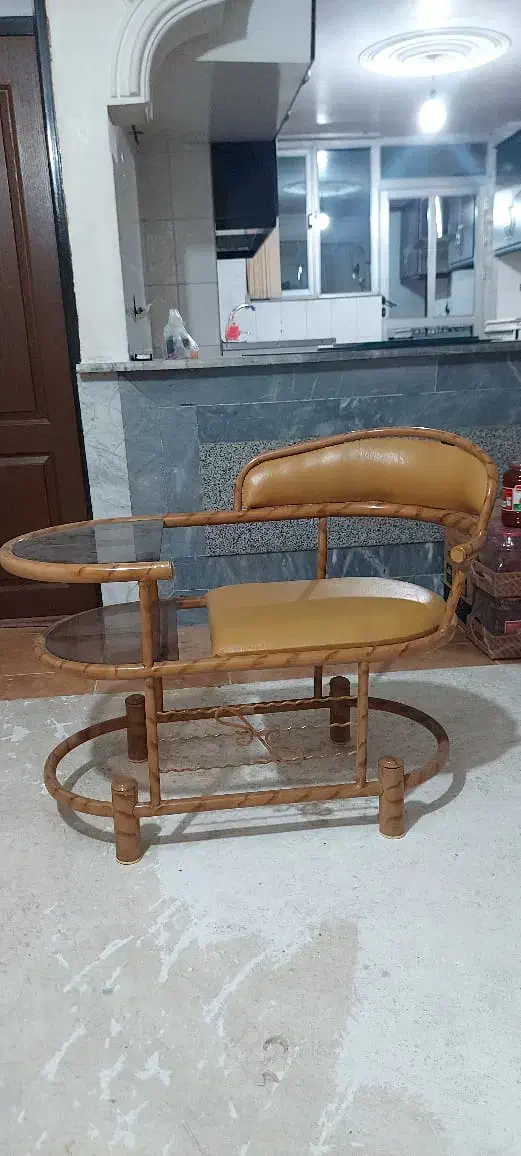 میز تلفن|میز تلفن|سلماس, |دیوار