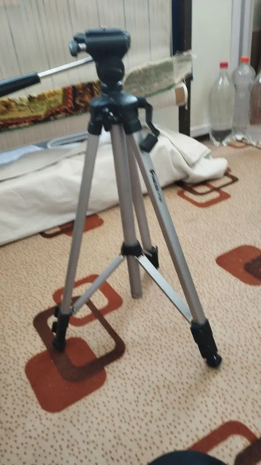 پاییه دوربین|دوربین عکاسی و فیلمبرداری|فردوسیه, |دیوار