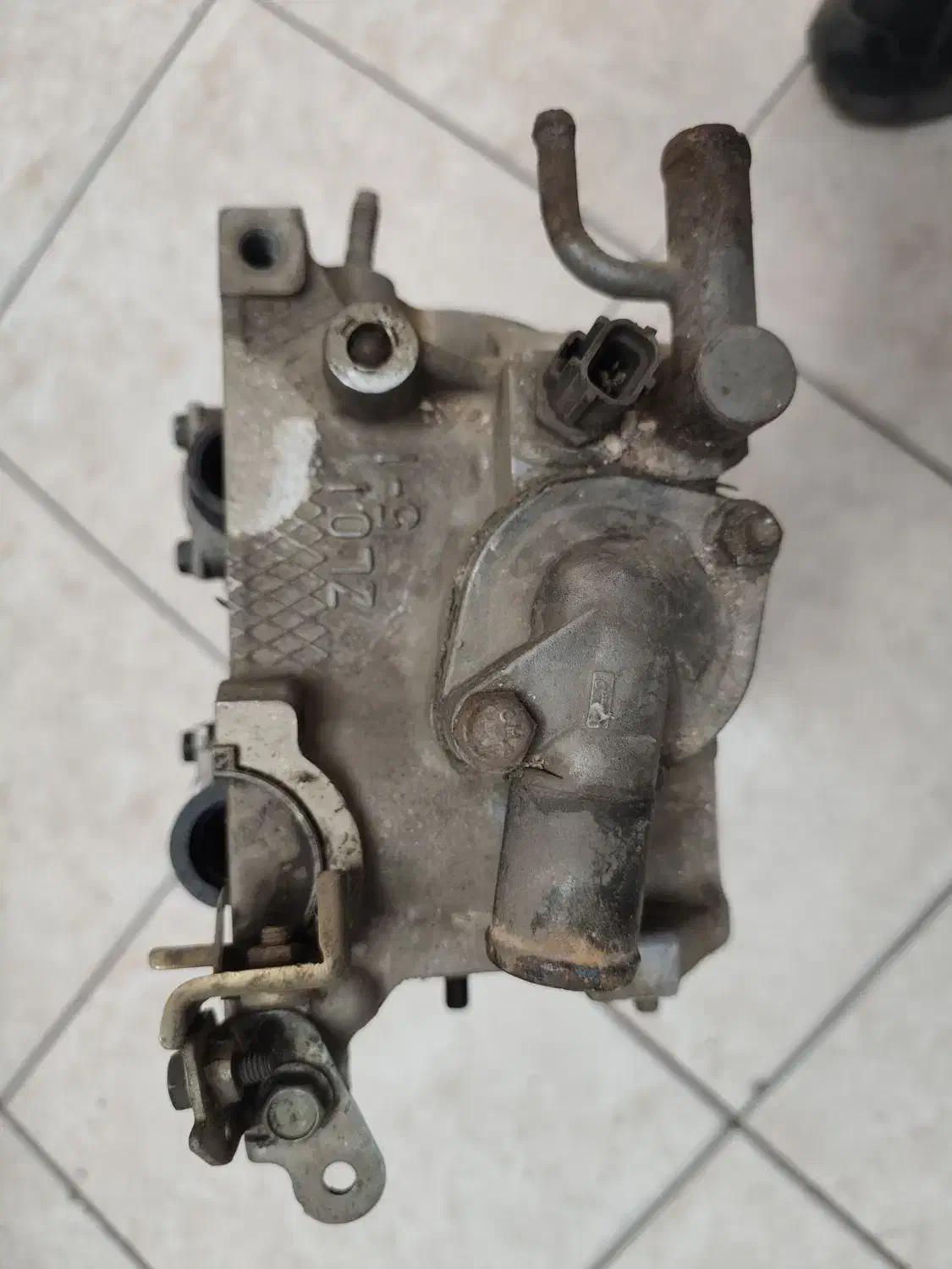 سرسیلندر مزدا ۳۲۳. مدل ۸۱|قطعات یدکی و لوازم جانبی|قدس, شهرقدس|دیوار