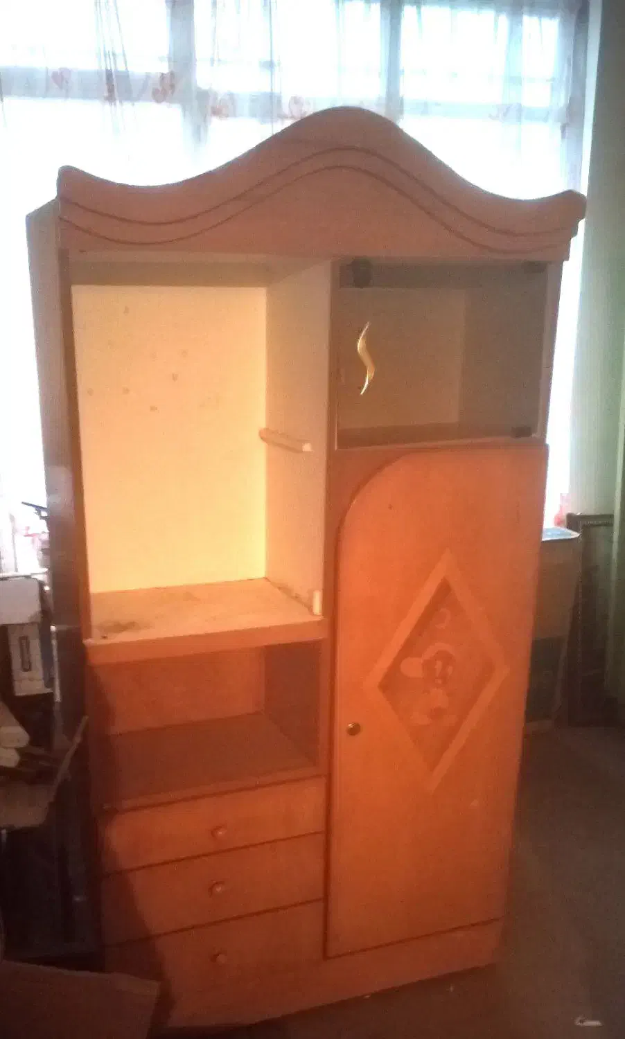 کمد|جاکفشی، کمد، دراور|بروجرد, |دیوار