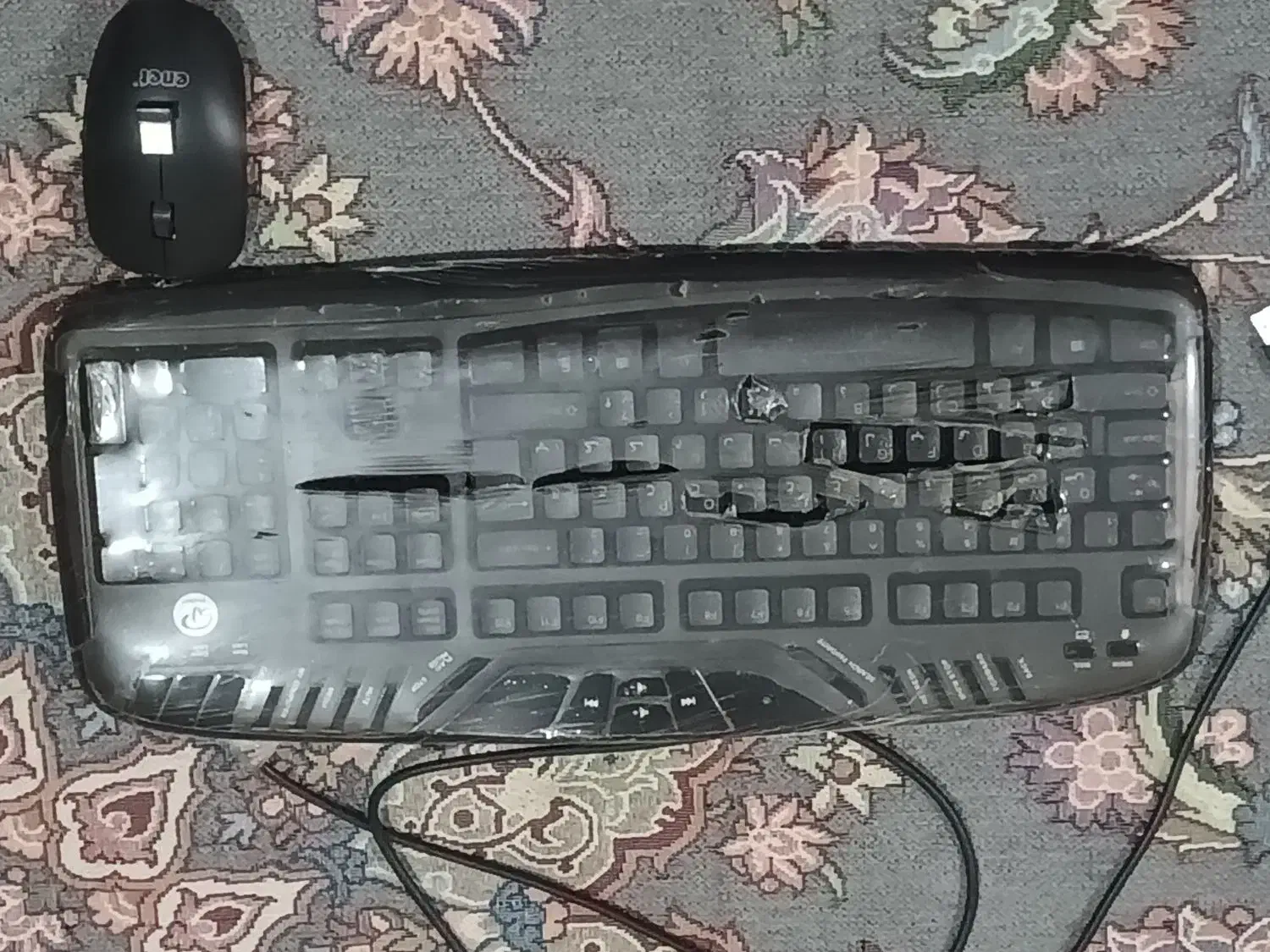 کیبورد|قطعات و لوازم جانبی رایانه|آبیک, |دیوار