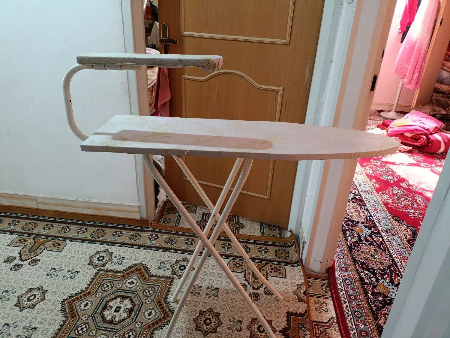 میز اتو|اتو و لوازم اتو|بروجرد, |دیوار