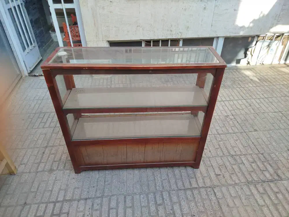 ویترین ومیز کار|بوفه، ویترین، کنسول|بروجرد, |دیوار