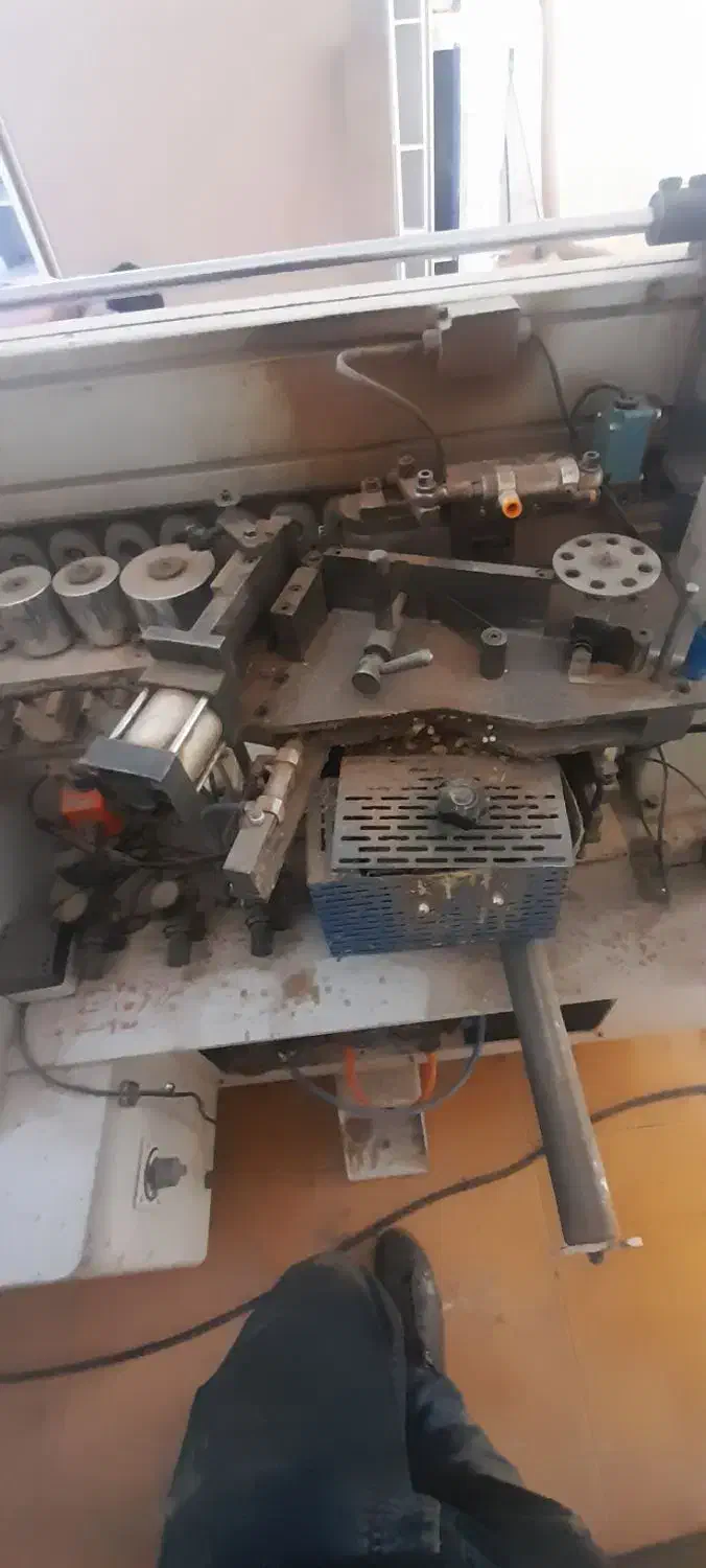 تعمیرات دستگاه لبه چسبان و دروکن Mdf|خدمات پیشه و مهارت|بندرعباس, |دیوار