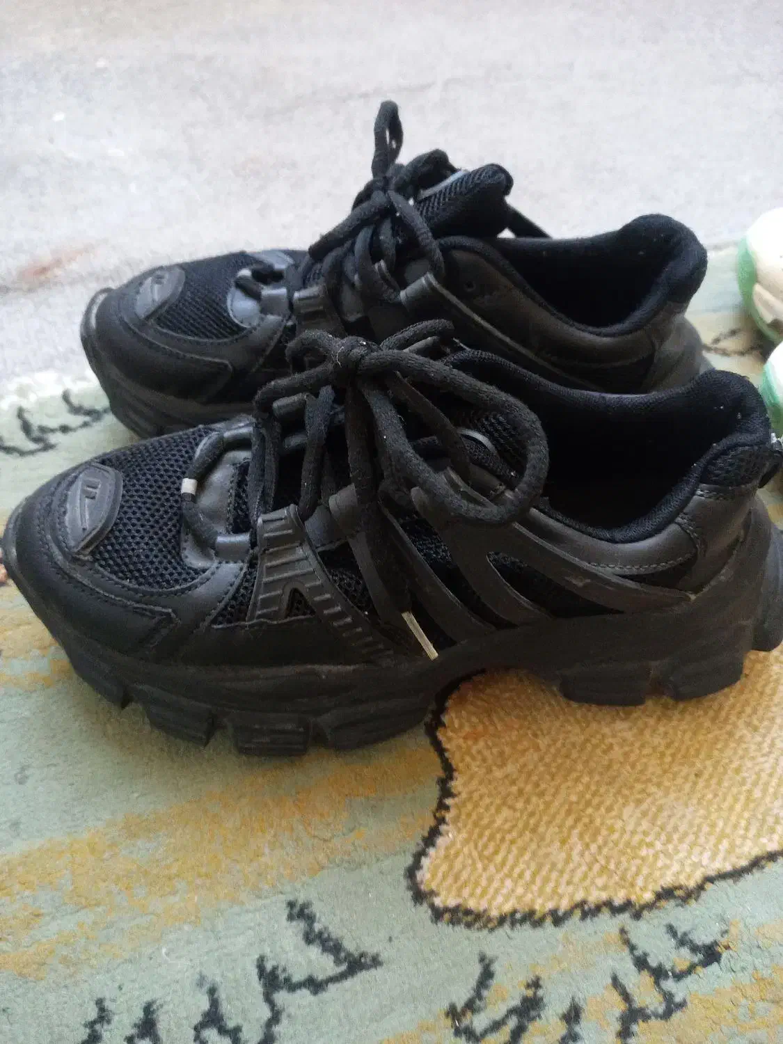 کتونی های زنونه|کیف، کفش، کمربند|گرگان, |دیوار