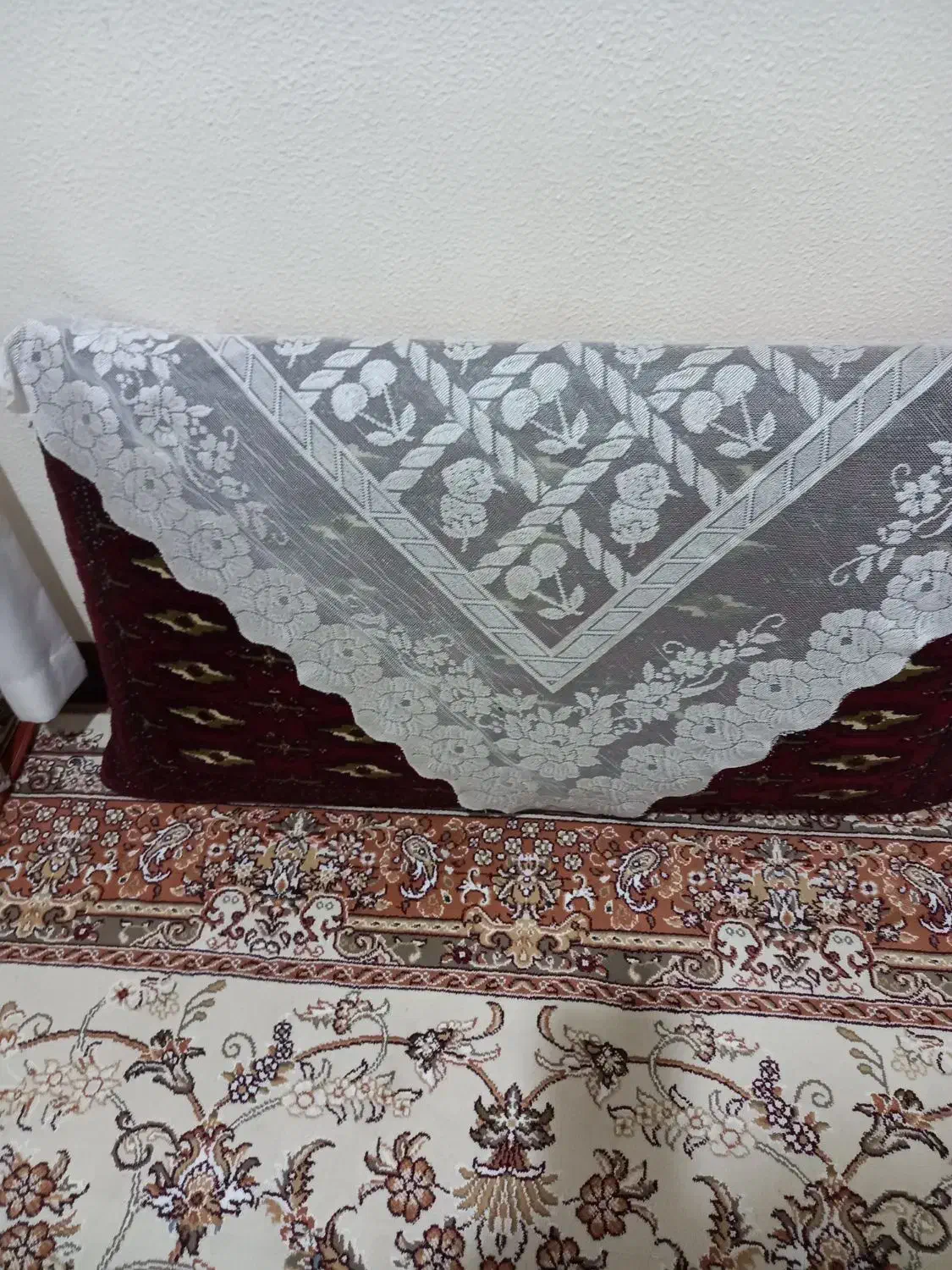 فرش|فرش|شاهین‌شهر, عطار|دیوار