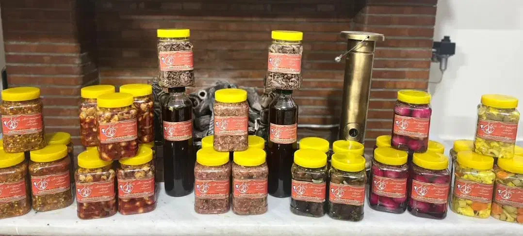 ترشیجات خانگی|خوردنی و آشامیدنی|اصفهان, بهارستان (مخابرات)|دیوار