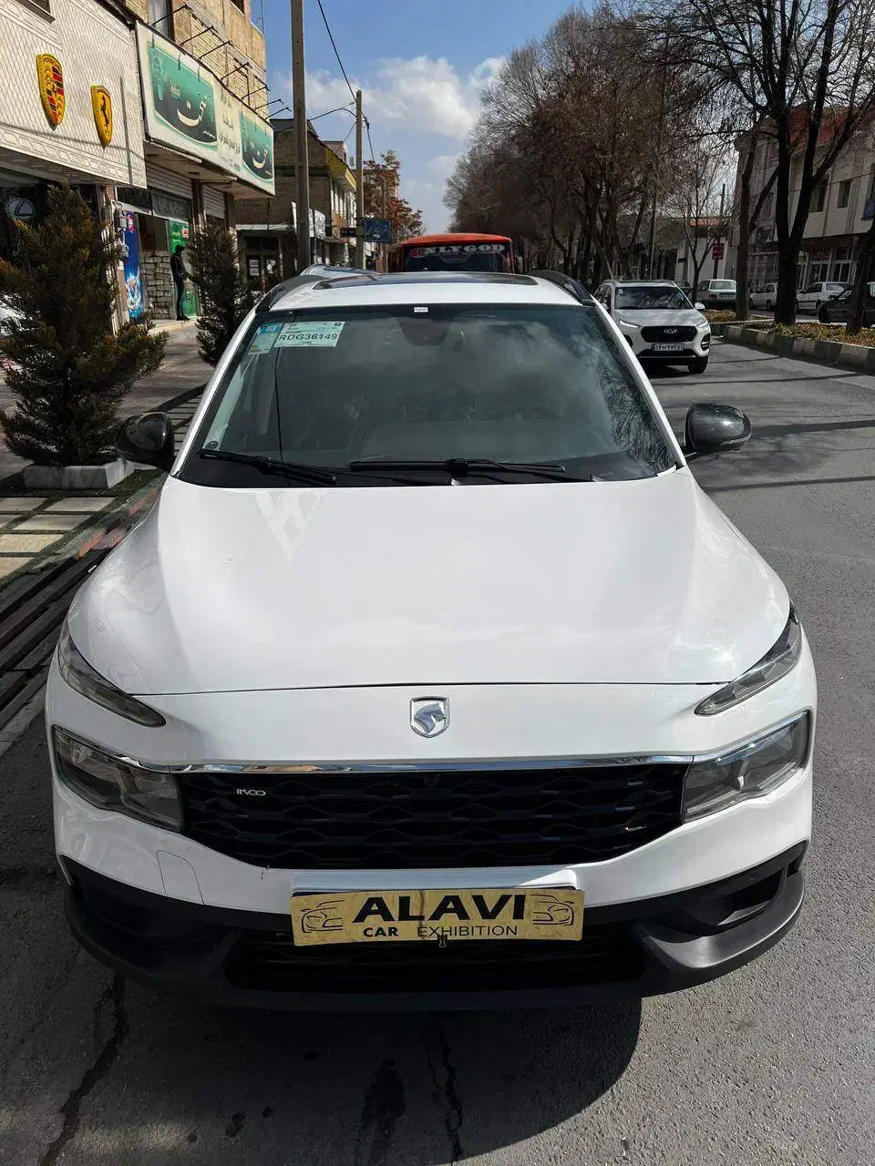 ریرا 404 سفید|خودرو سواری و وانت|شهرکرد, |دیوار