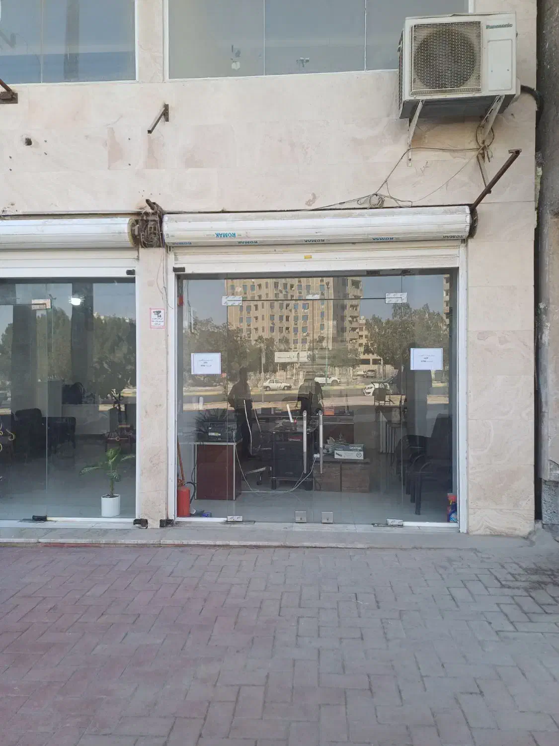 رهن و اجاره یک باب مغازه چهارراه ورزشگاه پلاک یک|اجارهٔ مغازه و غرفه|بندرعباس, |دیوار