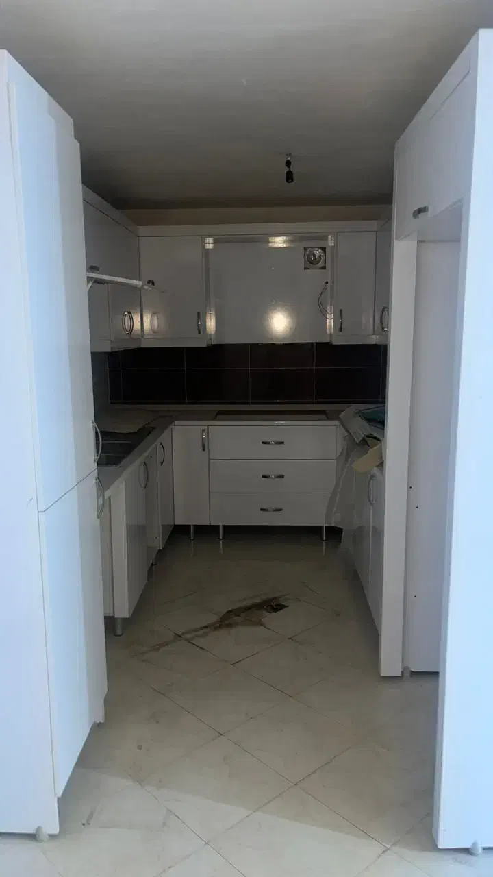 واحد نوساز ۶۸ متری زیر یک میلیارد|فروش آپارتمان|مبارکه, |دیوار