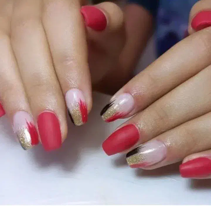 کاشت ناخن|خدمات آرایشگری و زیبایی|مشکین‌دشت, |دیوار