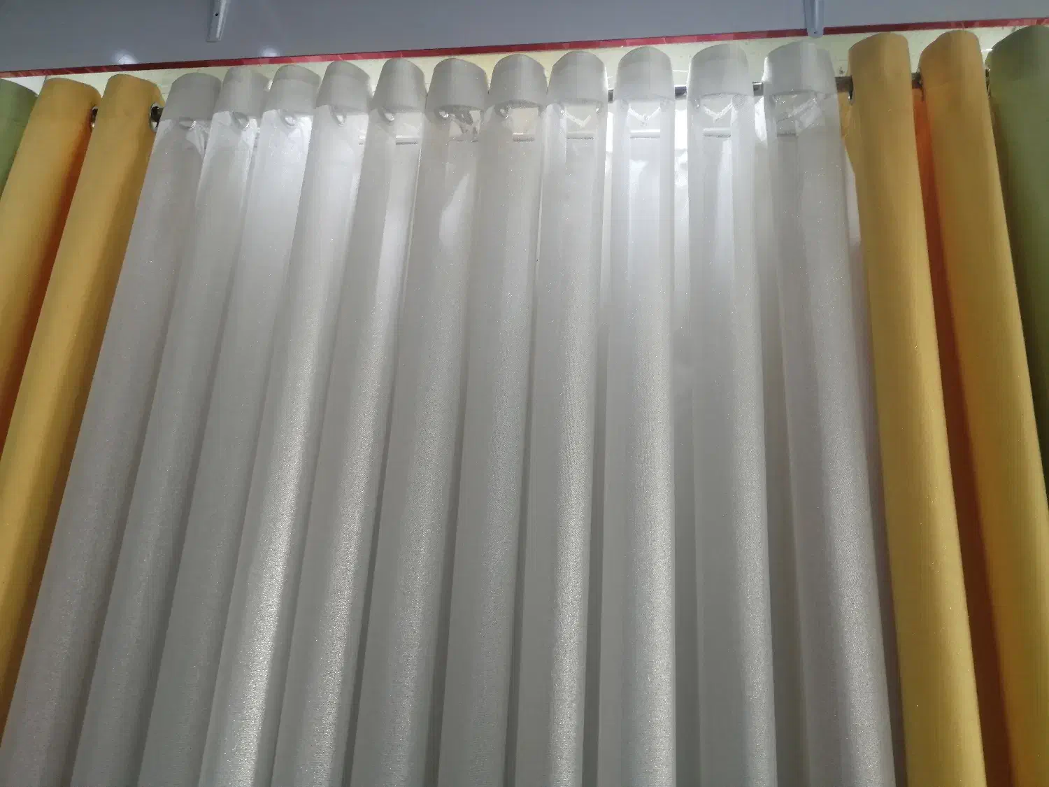 پرده پانچ ویترین مغازه|پرده، رانر، رومیزی|قائم‌شهر, |دیوار