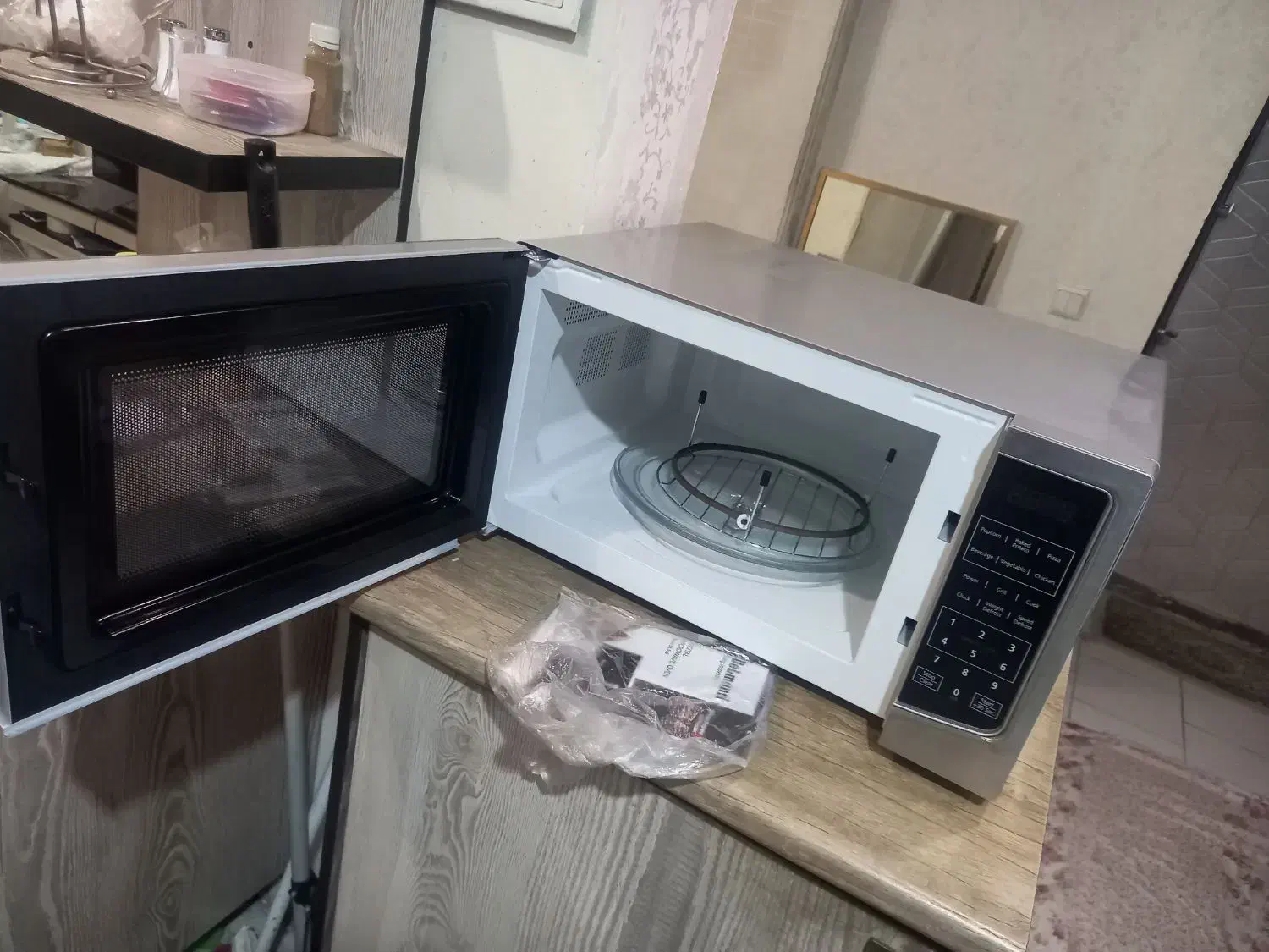 ماکروفر|اجاق گاز و لوازم برقی پختوپز|تهران, خاک سفید|دیوار