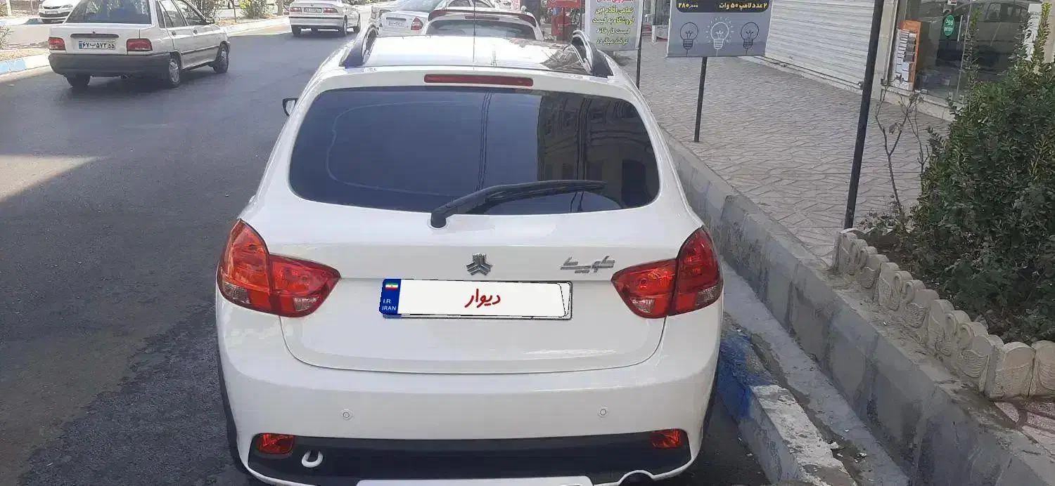 کوئیک GXR بی رنگ سقف مشکی آخر ۴۰۳|خودرو سواری و وانت|فردیس, فردیس|دیوار