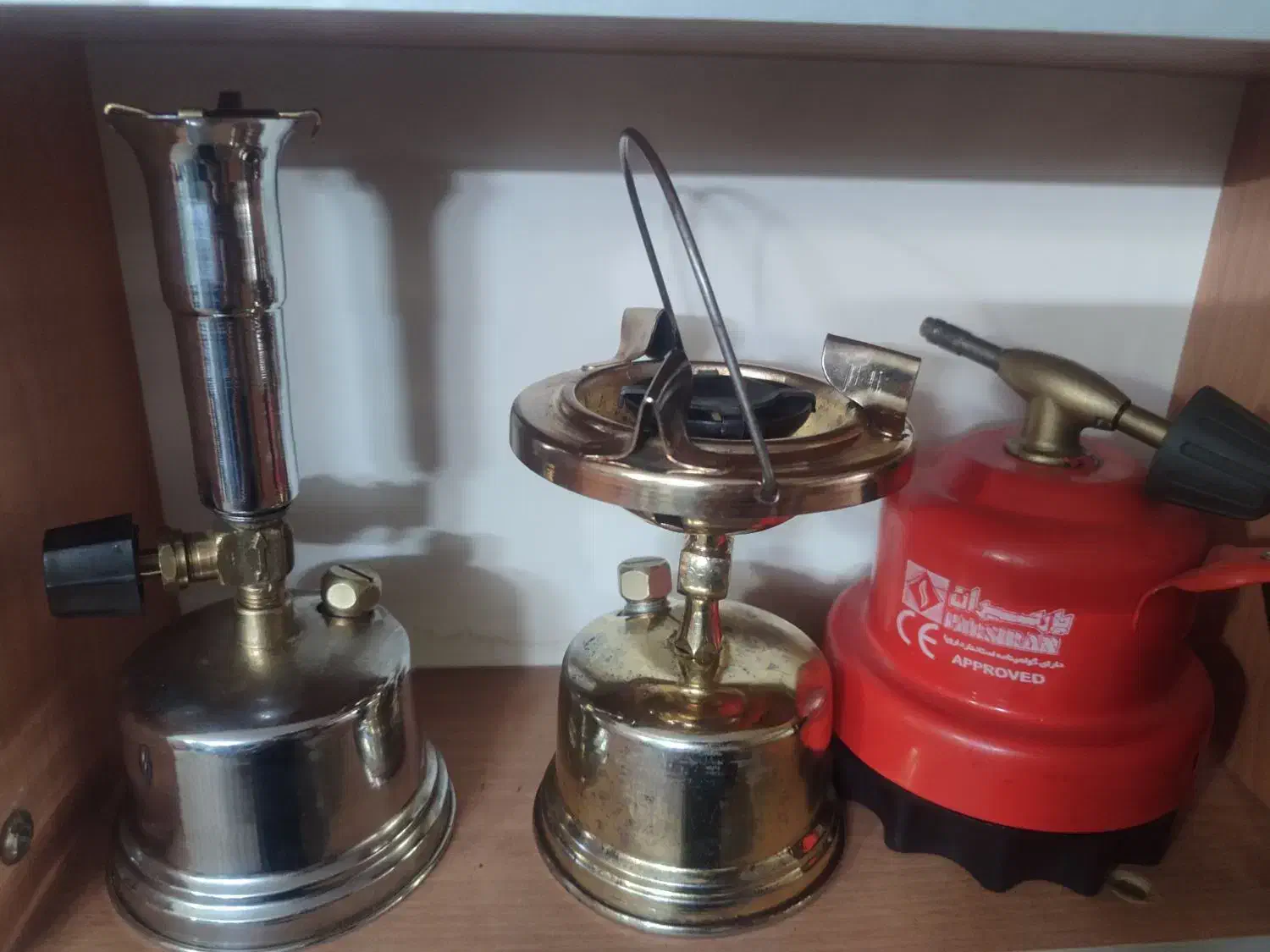 روشنایی اشپزخانه معاوضه با اجناس مسی وبرنجی|لامپ و چراغ|خمینیشهر, |دیوار