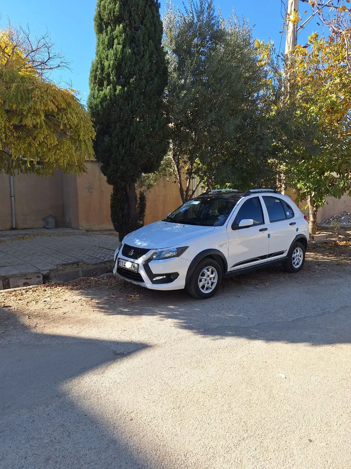 کویک  Rمدل۱۴۰۳ خشک واقعی|خودرو سواری و وانت|ایوان, |دیوار