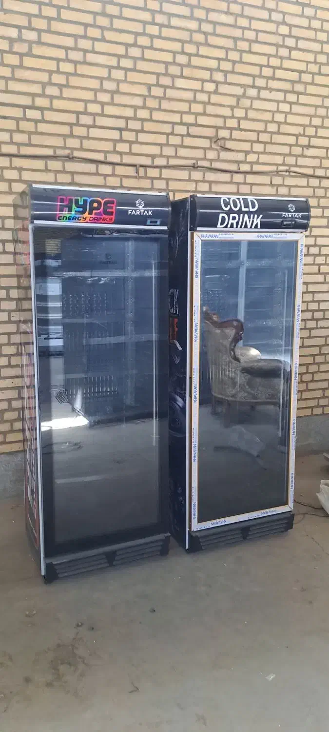 یخچال و فریزر درب شیشه ای عرض ۷۰.. ۵ فوت هتلی|فروشگاه و مغازه|تبریز, |دیوار