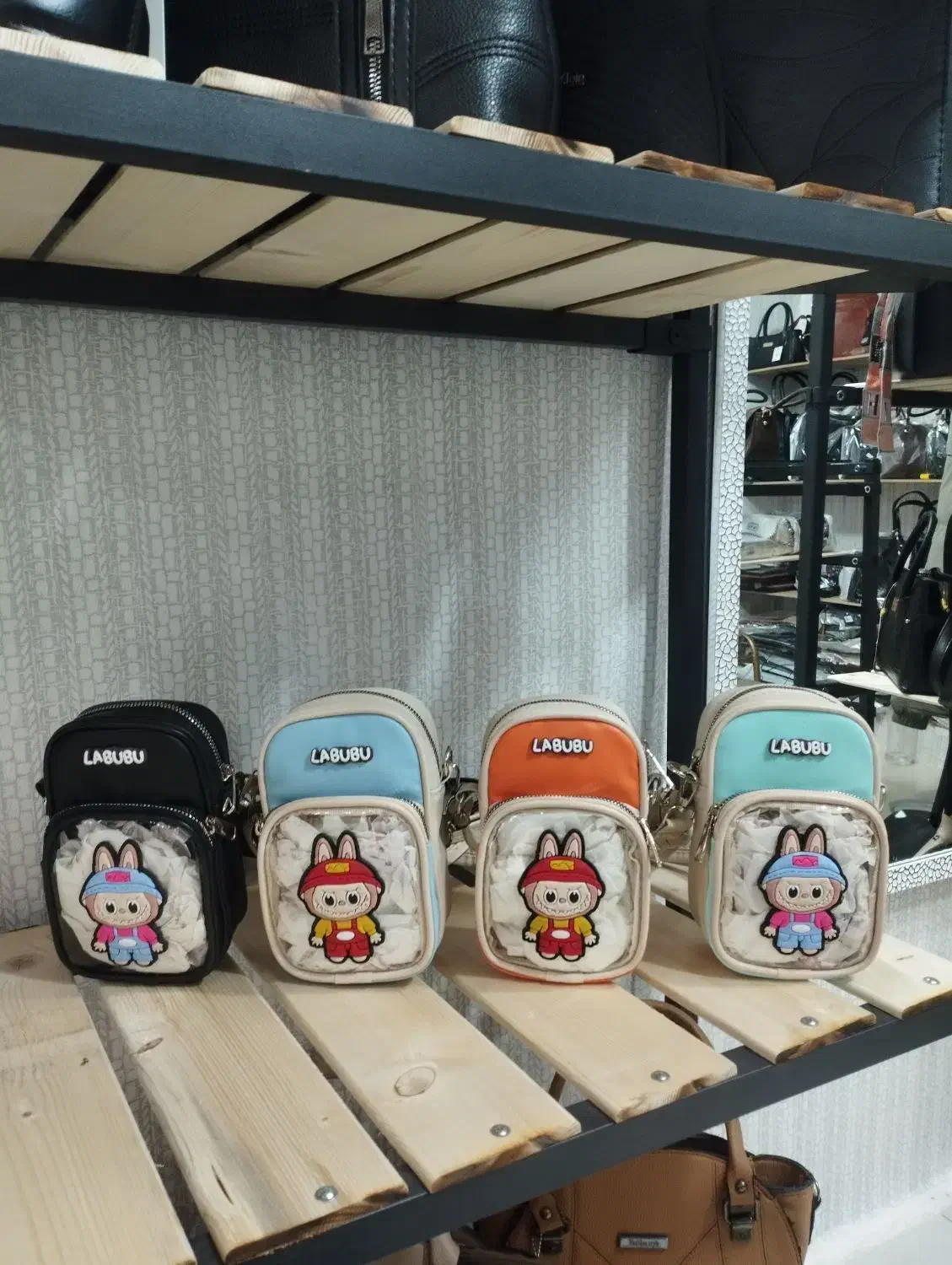 کیف زنانه|کیف، کفش، کمربند|قزوین, |دیوار