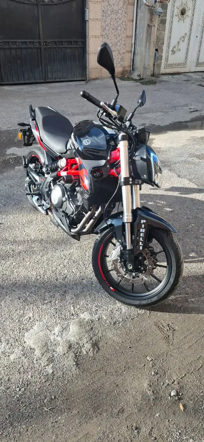 بنلی ۳۰۰ در حد خشک|موتورسیکلت|جویبار, |دیوار