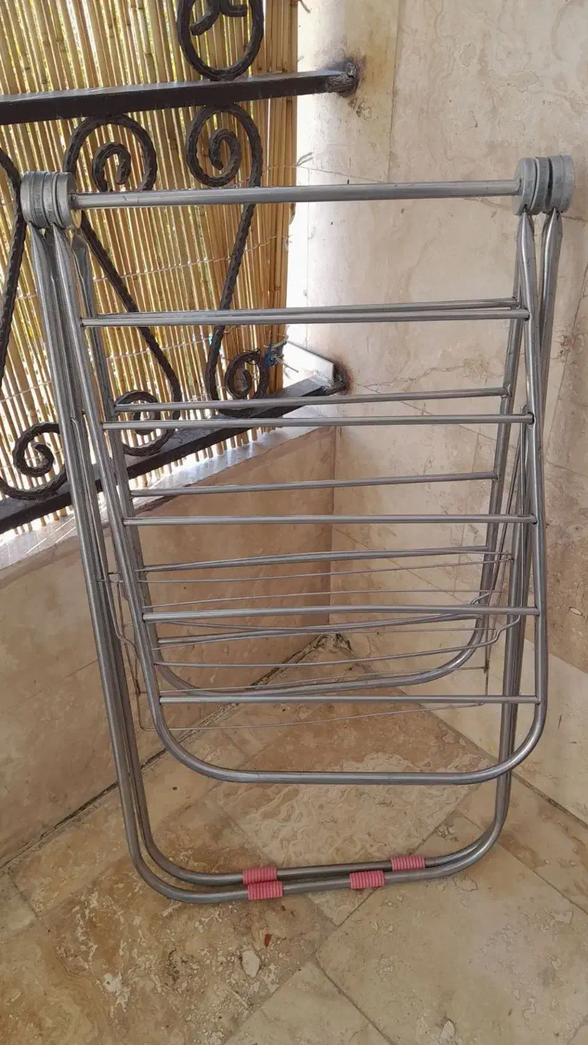 چوب لباسی و رخت آویز|بندرخت و رخت‌آویز|همدان, |دیوار