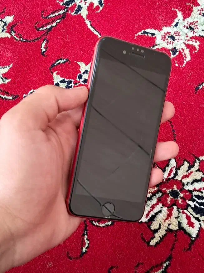 iPhone SE 2020 128 Gb|موبایل|اصفهان, نصرآباد|دیوار