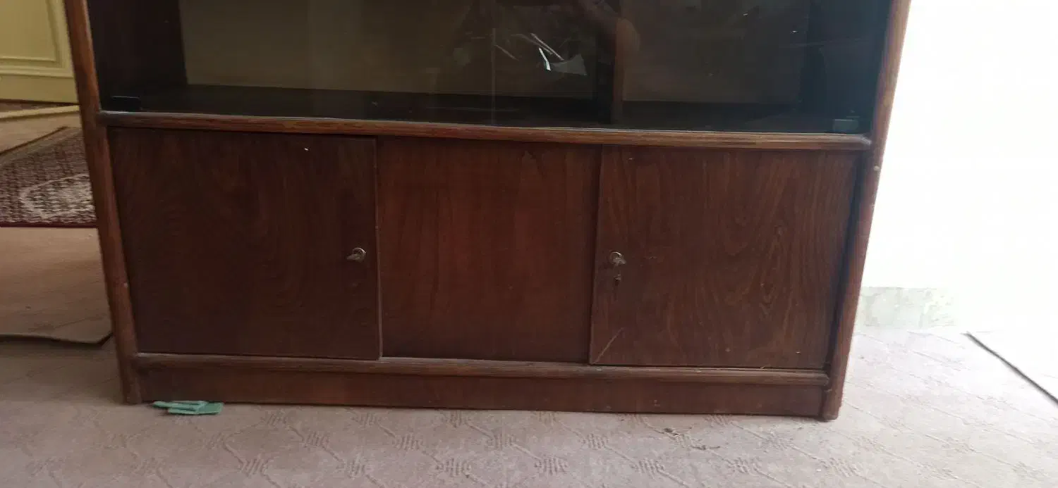 کتابخانه چوبی با در ب شیشه|کتابخانه، شلف، قفسههای دیواری|اردبیل, |دیوار