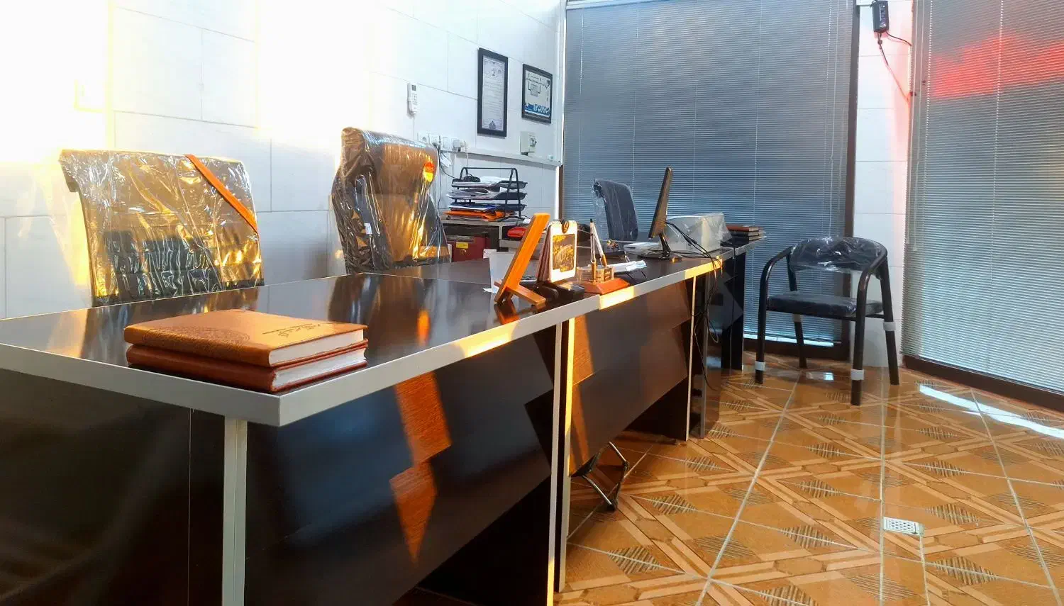 دعوت به همکاری خانم ها وآقایان دراملاک/شهرک پرواز|استخدام بازاریابی و فروش|کرمانشاه, |دیوار