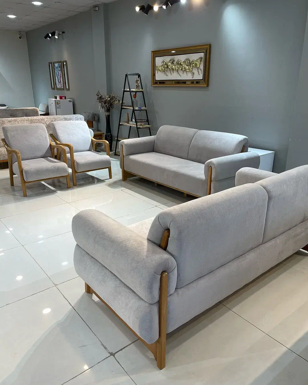 مدل هرمس تقسیط بلندمدت|مبلمان خانگی و میز عسلی|شهرکرد, |دیوار