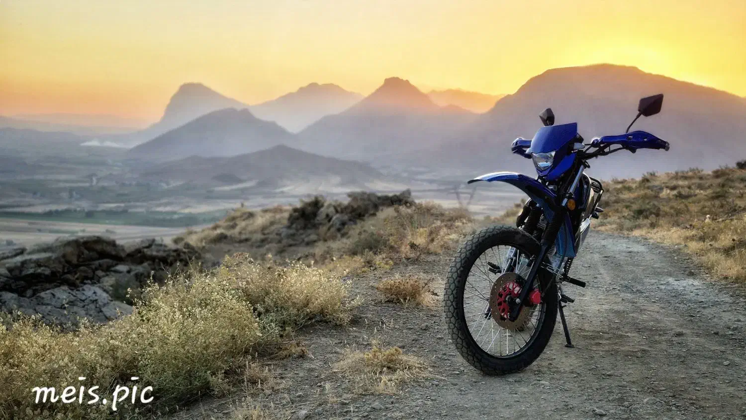 تریل ۲۰۰ دایچی|موتورسیکلت|صحنه, |دیوار