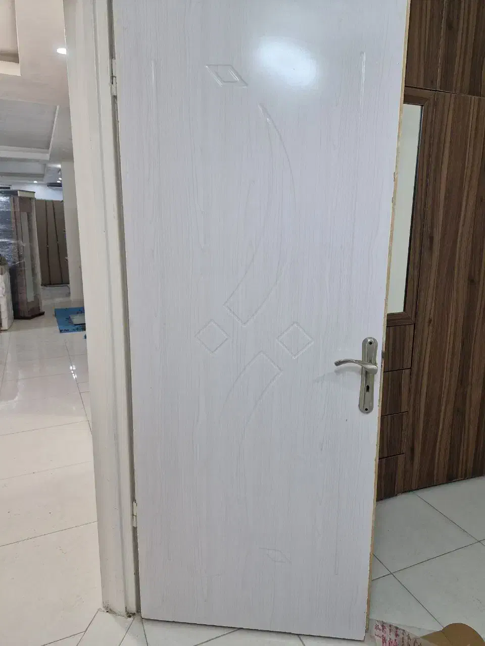 درب چوبی|مصالح و تجهیزات ساختمان|بجنورد, |دیوار