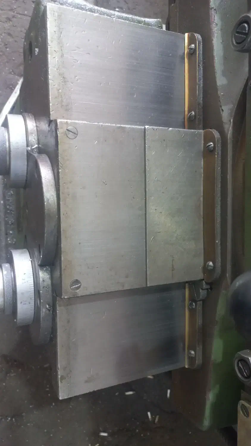 دستگاه فرز چینی ۶۱|ماشینآلات صنعتی|کاشان, ملاصدرا|دیوار