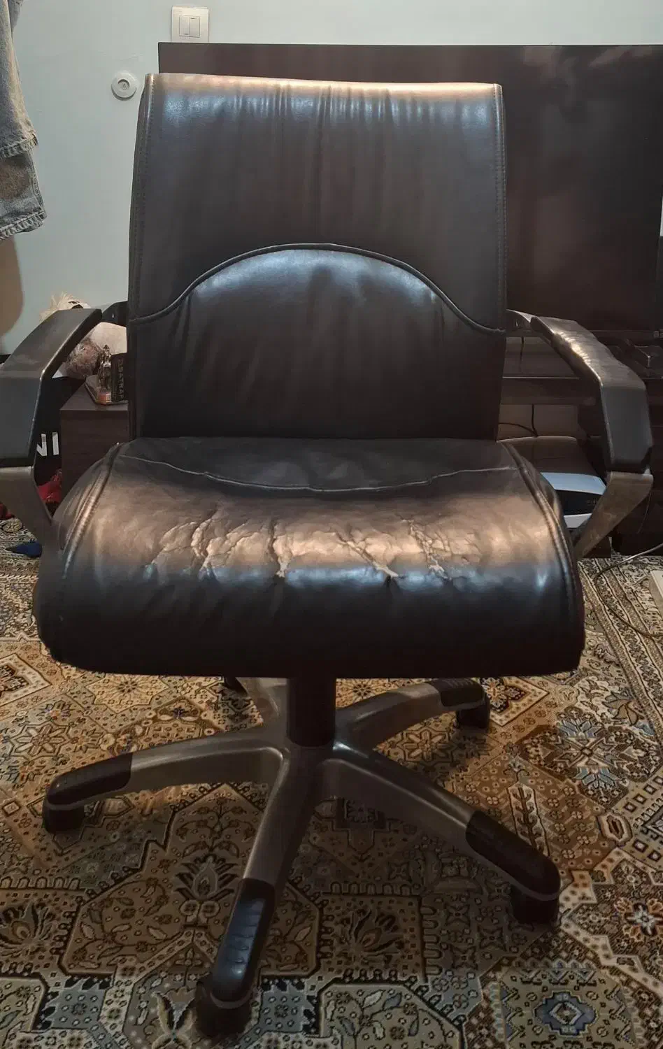 صندلی چرخدار|صندلی و نیمکت|پردیس, فاز ۳|دیوار