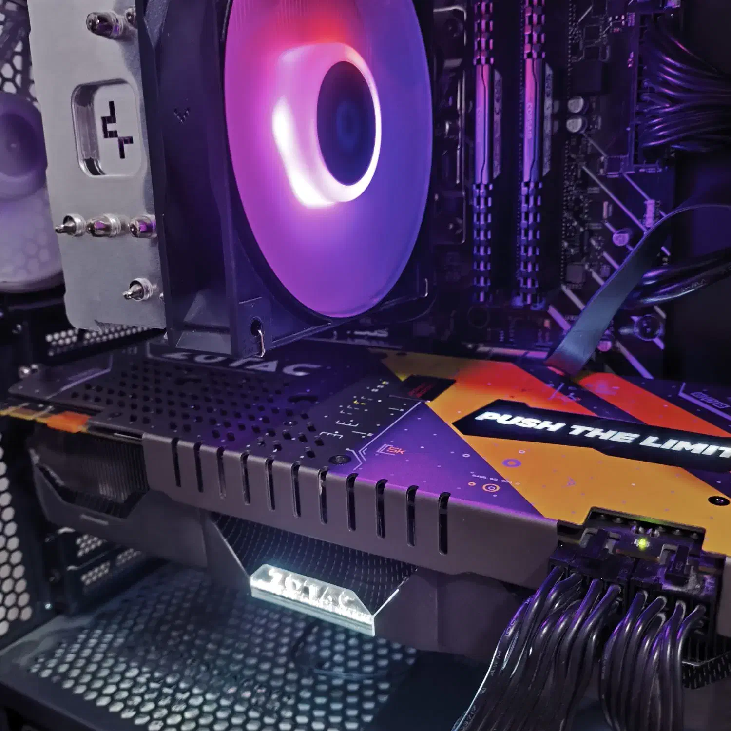 کارت گرافیک GTX 1070 8G zotac|قطعات و لوازم جانبی رایانه|ملایر, |دیوار