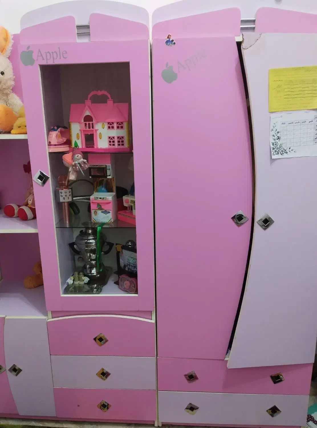 کمد و ویترین وتخت خواب|تخت و سرویس خواب|نجفآباد, یزدانشهر|دیوار