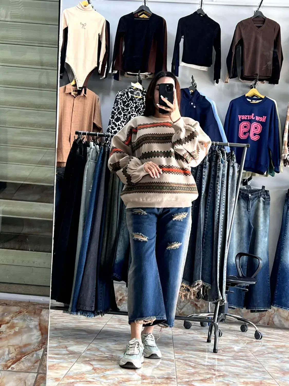 لباس|لباس|کوهدشت, |دیوار