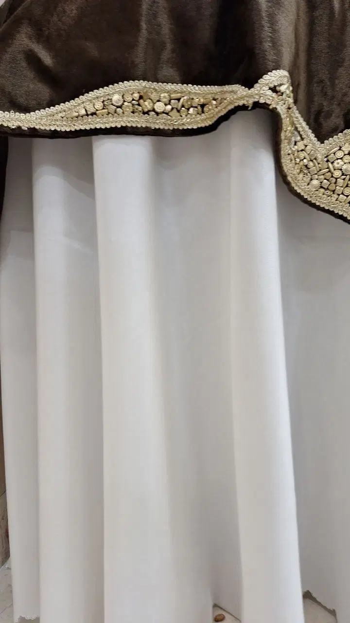 میز خاطره با ساتن رنگ کرم|مبلمان خانگی و میز عسلی|تهران, شهرک پاسداران|دیوار