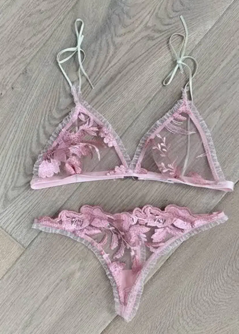 لباس زیر|لباس|اردبیل, |دیوار